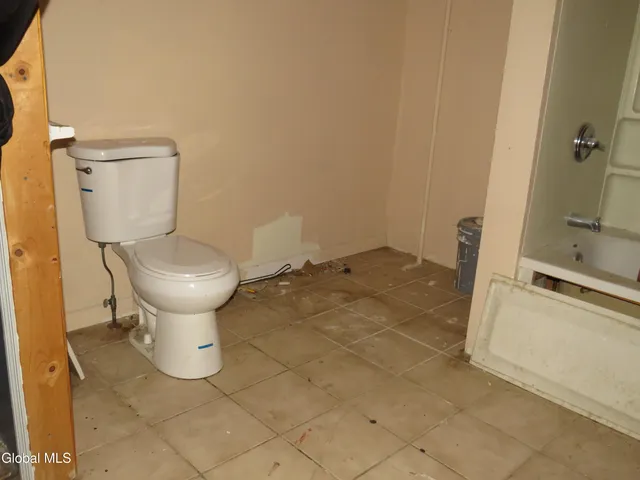 $124,900 | 221 Livingston Avenue, Albany, NY 12210