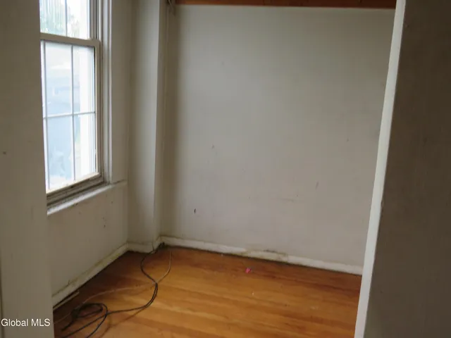 $124,900 | 221 Livingston Avenue, Albany, NY 12210