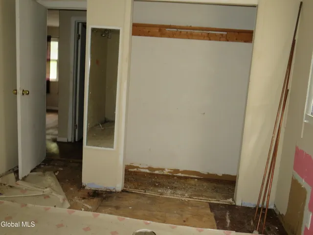 $124,900 | 221 Livingston Avenue, Albany, NY 12210