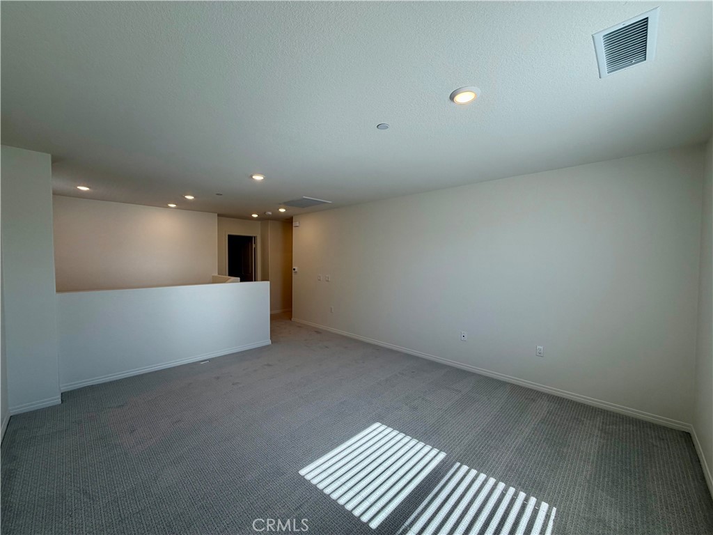 9643 Babaco Street Riverside, CA 92508 - Photo 9 of 18 Loft