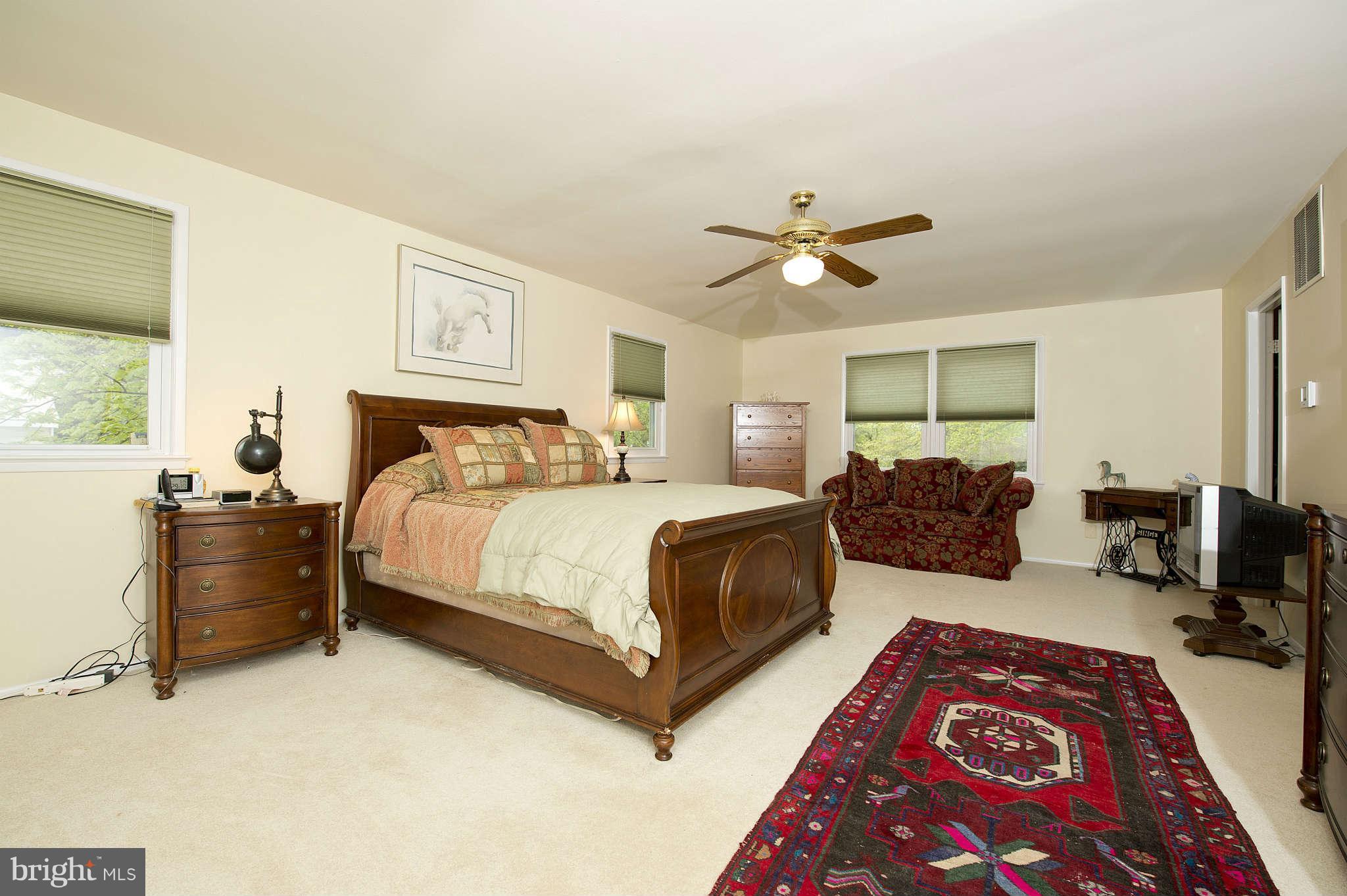 5214 Cather Road Springfield, VA 22151 - Photo 10 of 23 Bedroom (Master)