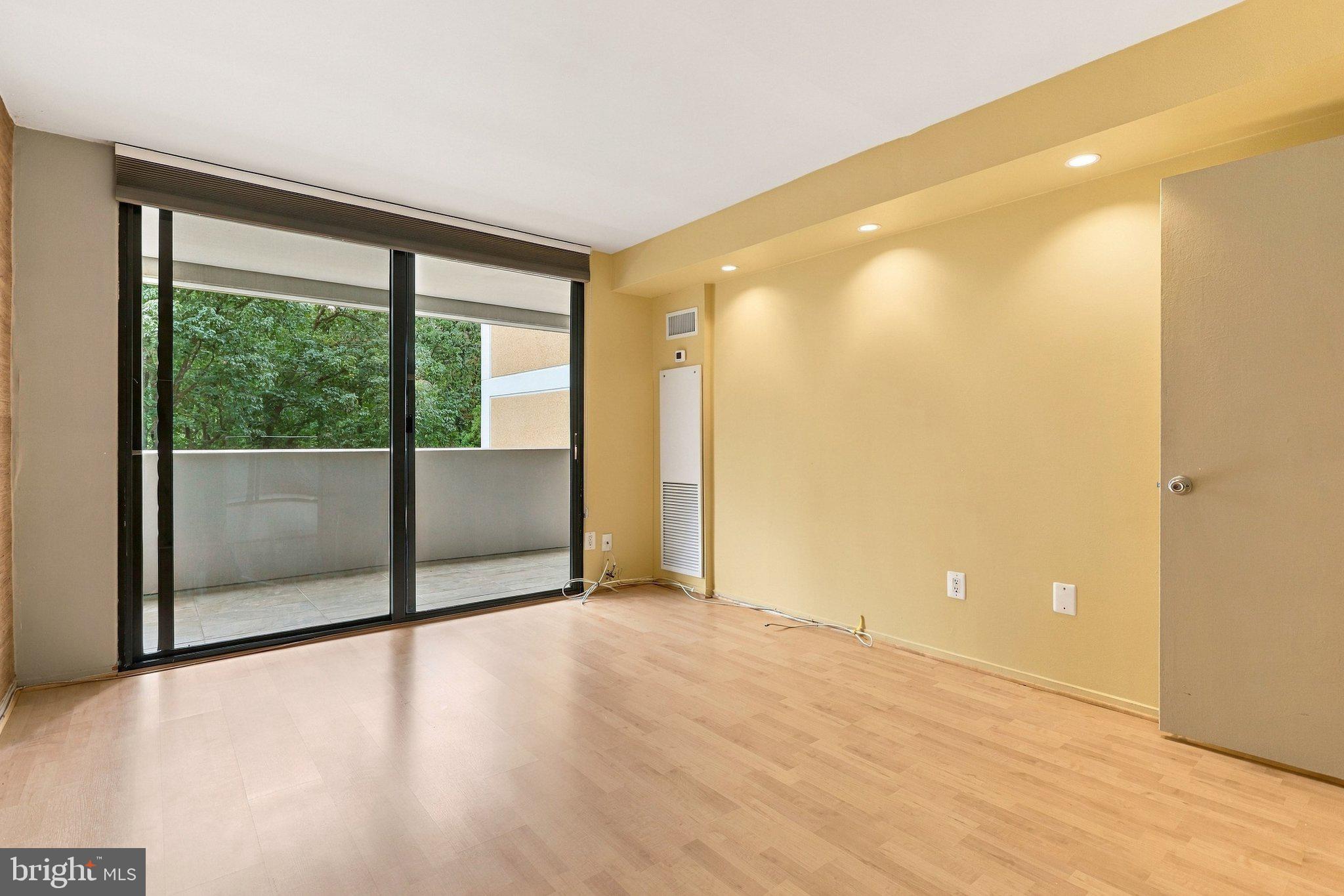 6101 Edsall Road, Unit 408 Alexandria, VA 22304 - Photo 29 of 60 2nd Bedroom