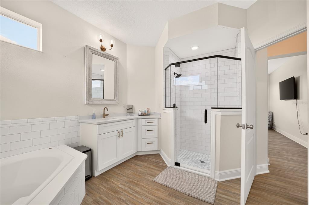 4987 Southwest 63rd Loop Ocala, FL 34474 - Photo 16 of 31 Gallery Image 16