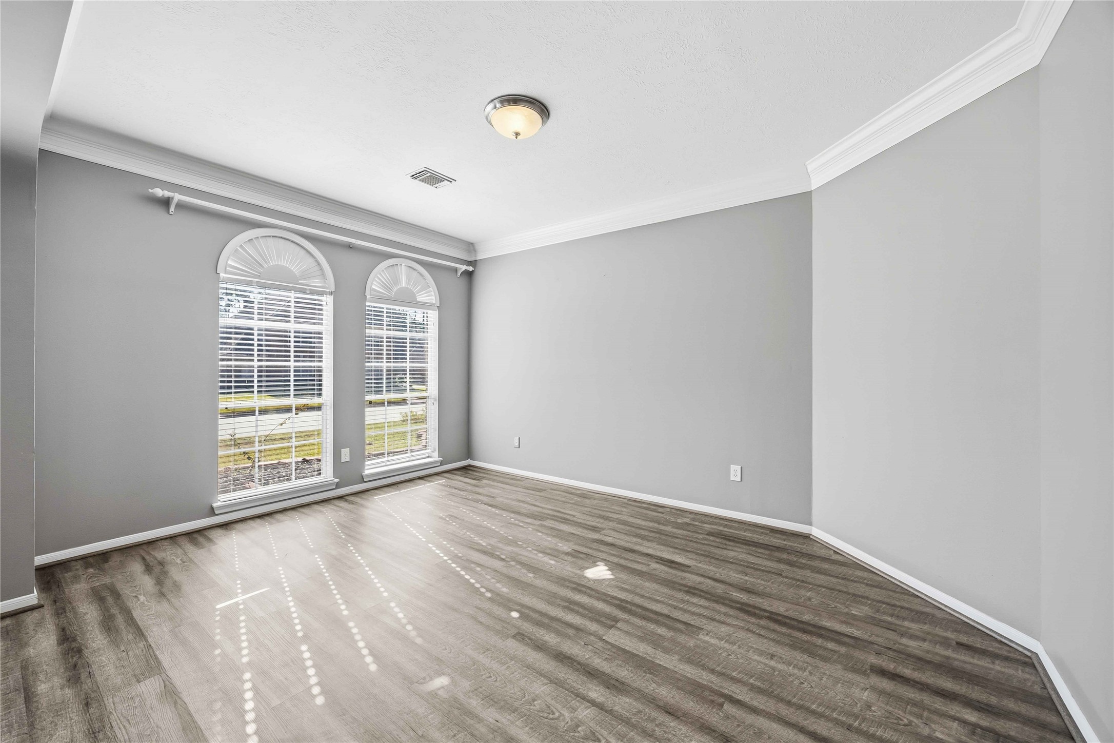 3610 Walnut Forest Lane Spring, TX 77388 - Photo 9 of 37