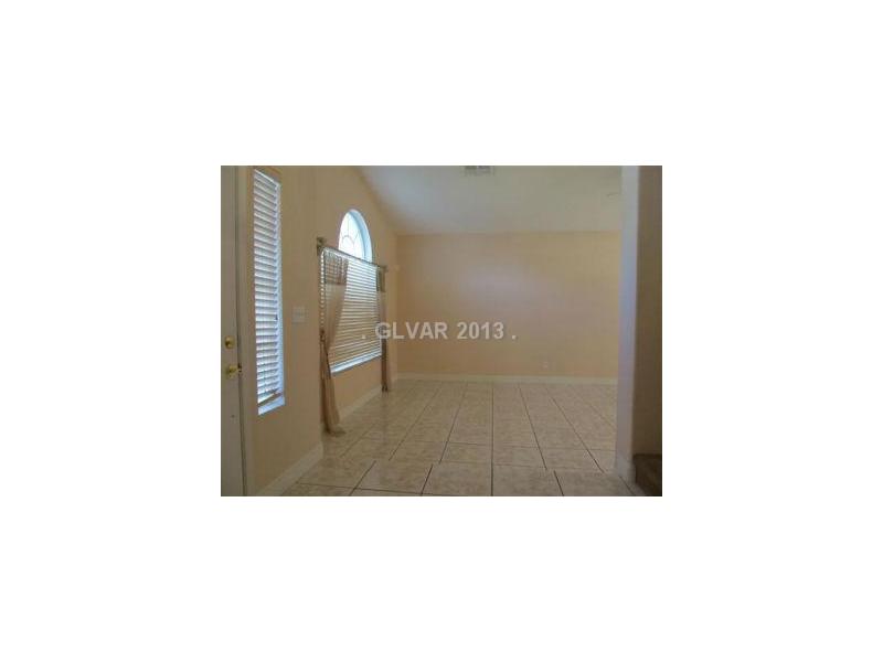 12 Rampart Court Henderson, NV 89074 - Photo 5 of 26 Interior Space/Layout.