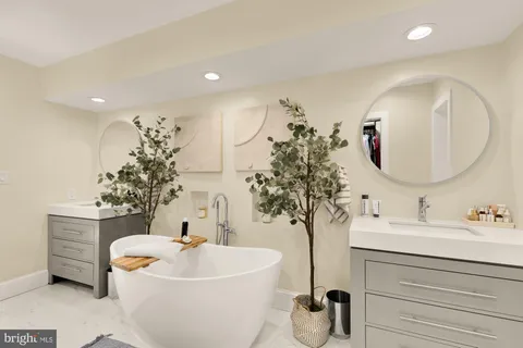 $1,750,000 | 3726 Jenifer Street Northwest, Washington, DC 20015