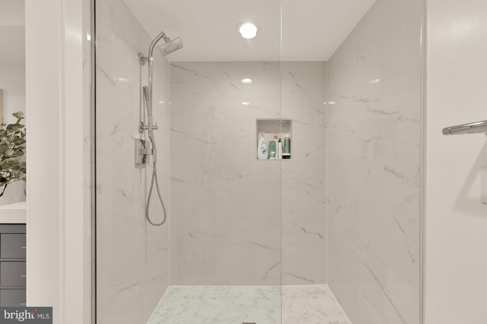 3726 Jenifer Street Northwest Washington, DC 20015 - Photo 28 of 52 Primary bathroom