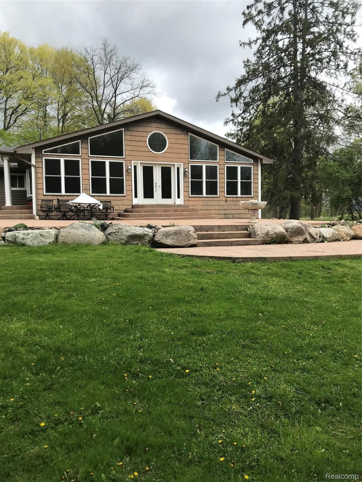 745 Munger Road Holly, MI 48442 - Photo 1 of 25 image00001.jpeg