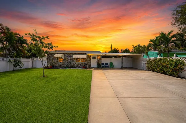 $2,200 | 3017 Buckley Avenue, Lake Worth, FL 33461