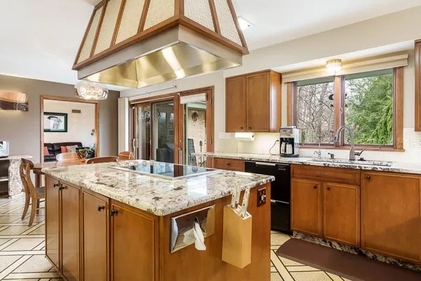 $475,000 | 2520 East Chickadee Trail, Rockford, IL 61107