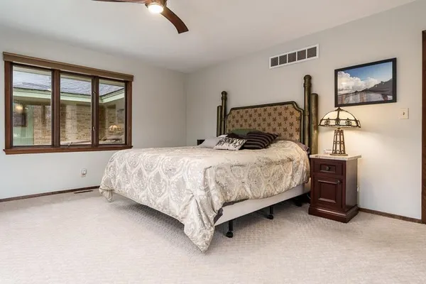 $475,000 | 2520 East Chickadee Trail, Rockford, IL 61107