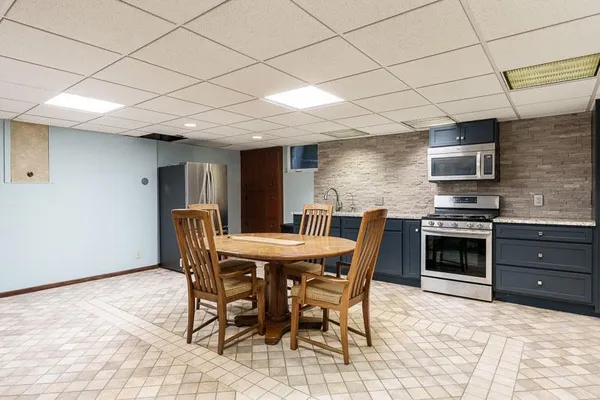 $475,000 | 2520 East Chickadee Trail, Rockford, IL 61107