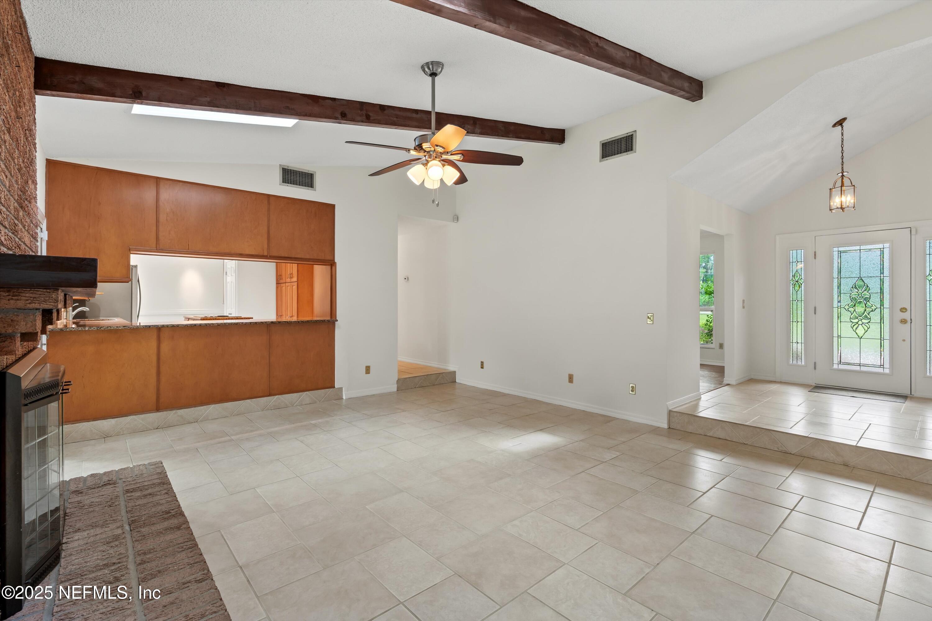 10433 Scott Mill Road Jacksonville, FL 32257 - Photo 8 of 46 Living Room