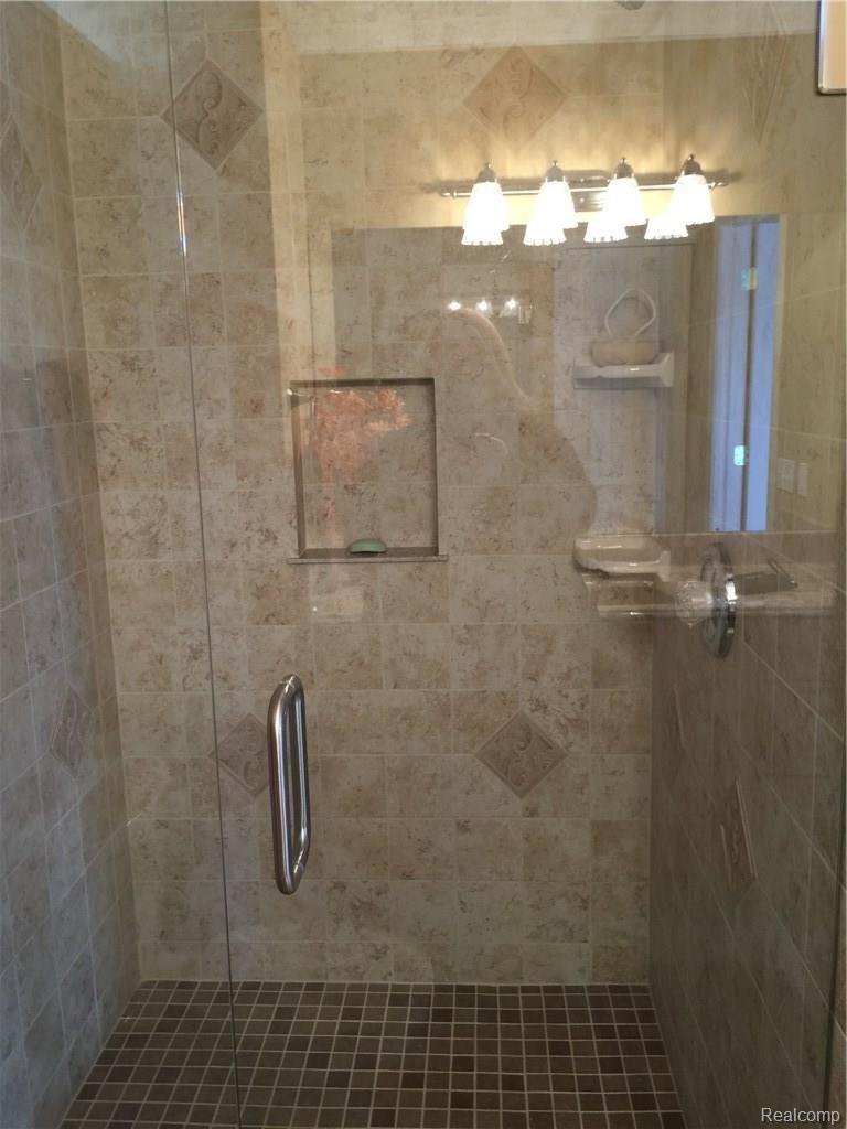 3671 Mann Road Clarkston, MI 48346 - Photo 64 of 64 IMG_4168.JPG