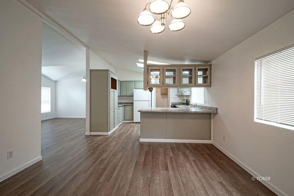 1291 Red Hill Road Junction City, CA 96048 - Photo 15 of 42 dining