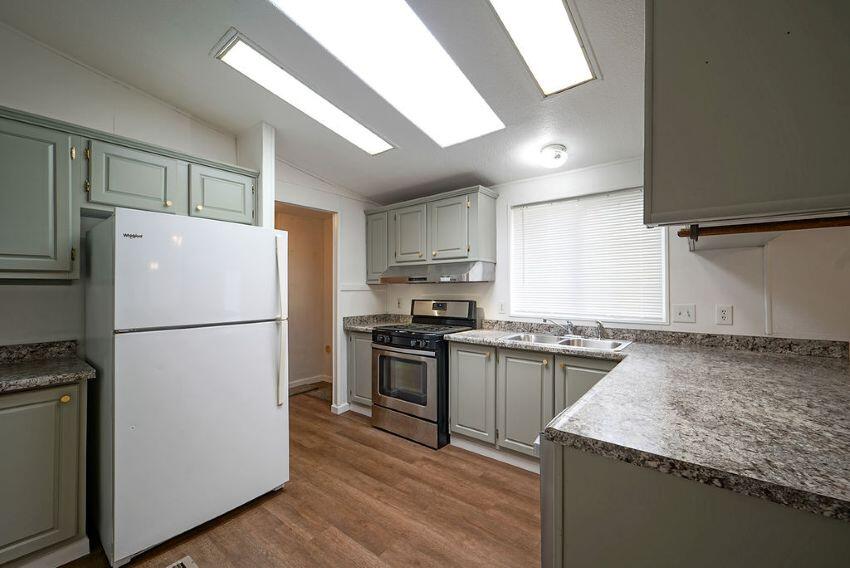 1291 Red Hill Road Junction City, CA 96048 - Photo 5 of 24 kitchen sink