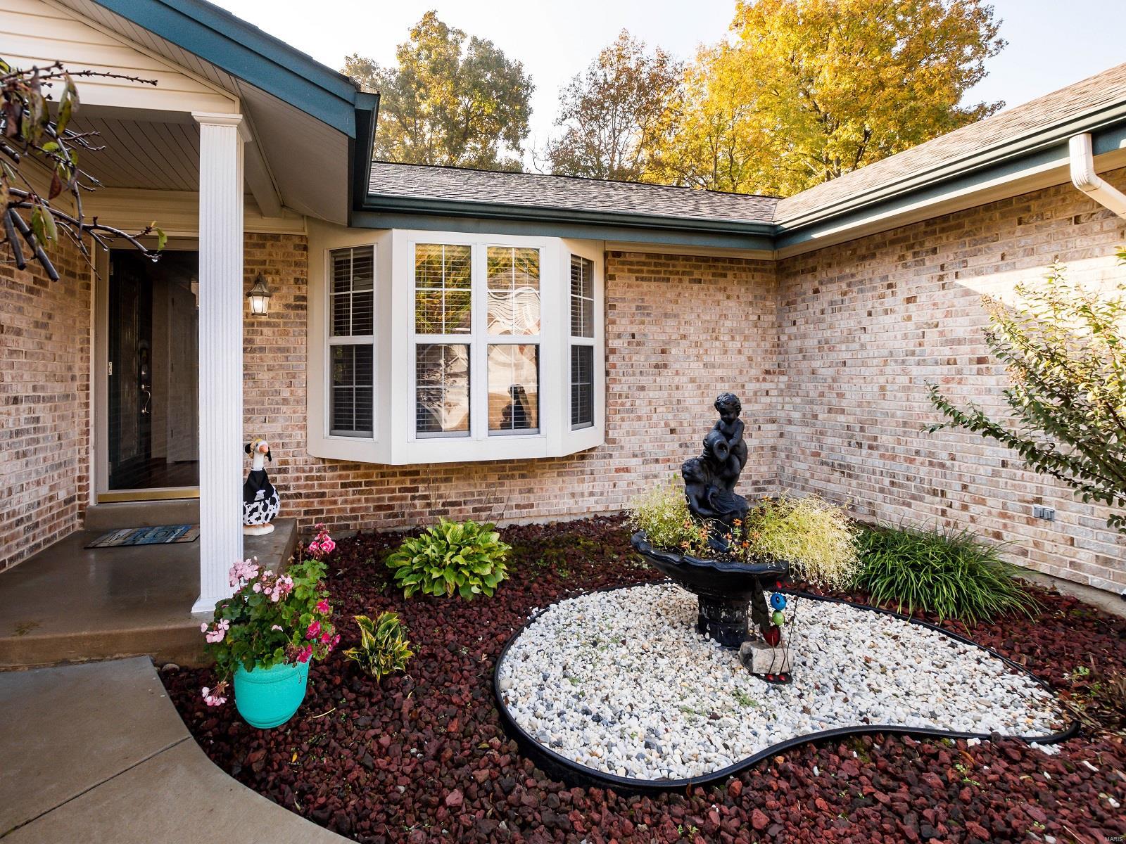 3142 Olde Post Road St. Louis, MO 63129 - Photo 2 of 38 Gallery Image 2