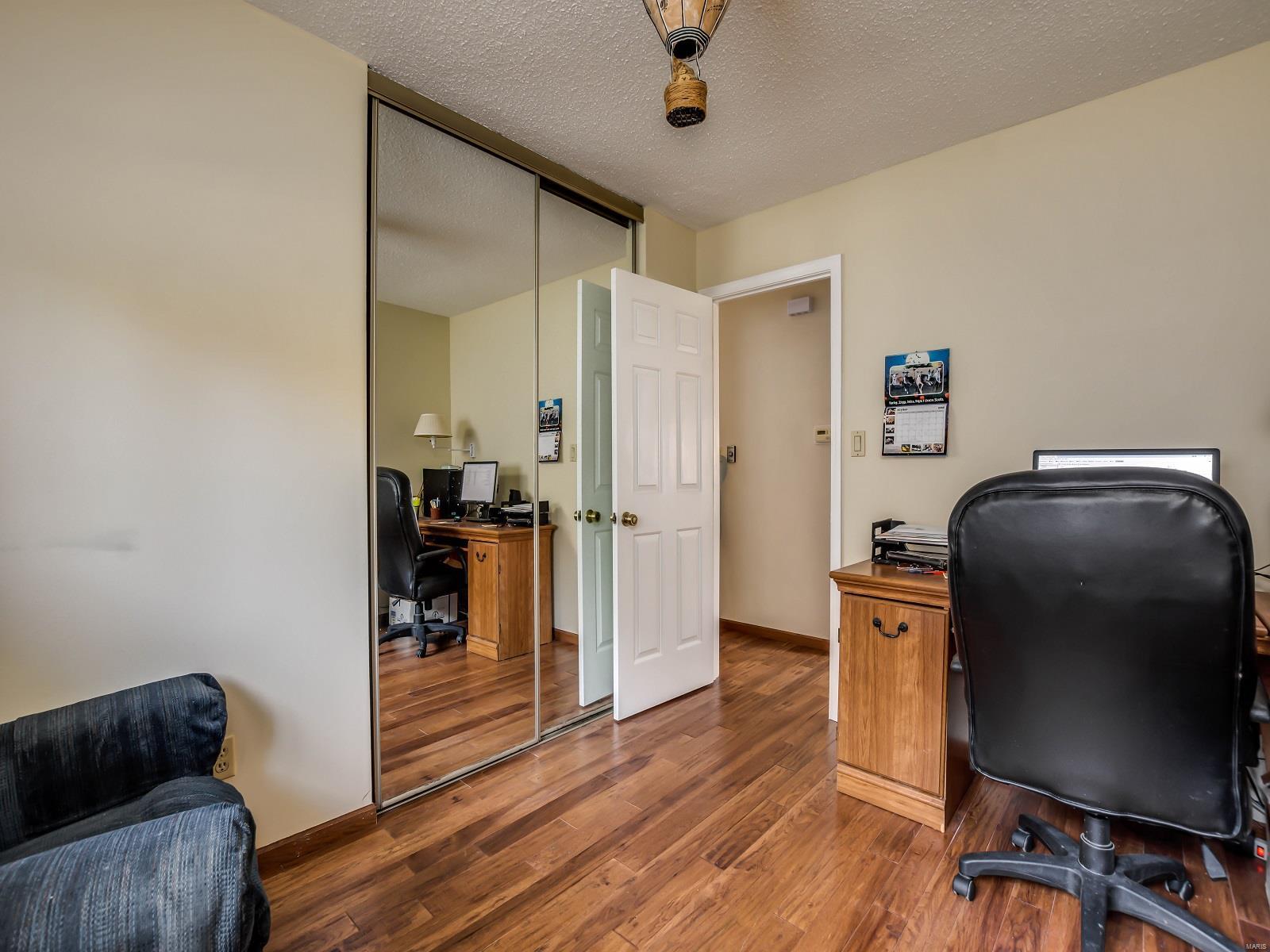 3142 Olde Post Road St. Louis, MO 63129 - Photo 20 of 38 Gallery Image 20