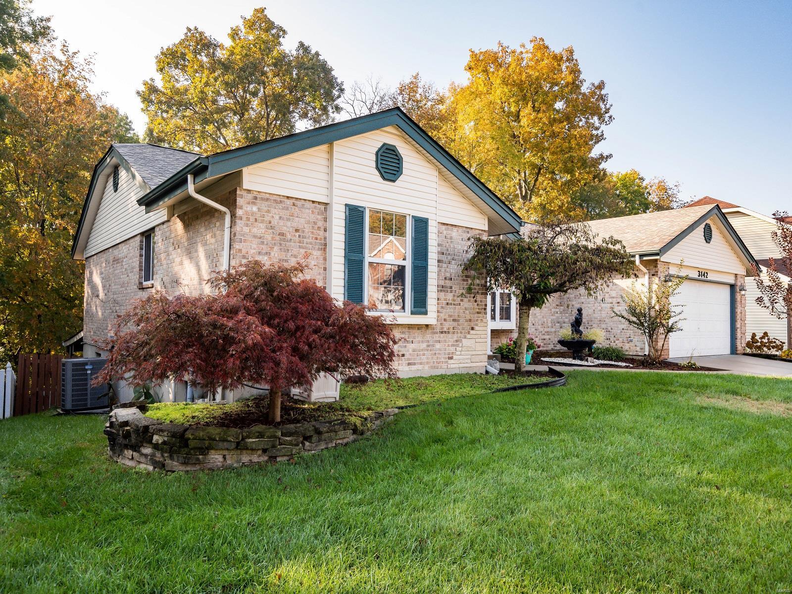 3142 Olde Post Road St. Louis, MO 63129 - Photo 3 of 38 Gallery Image 3