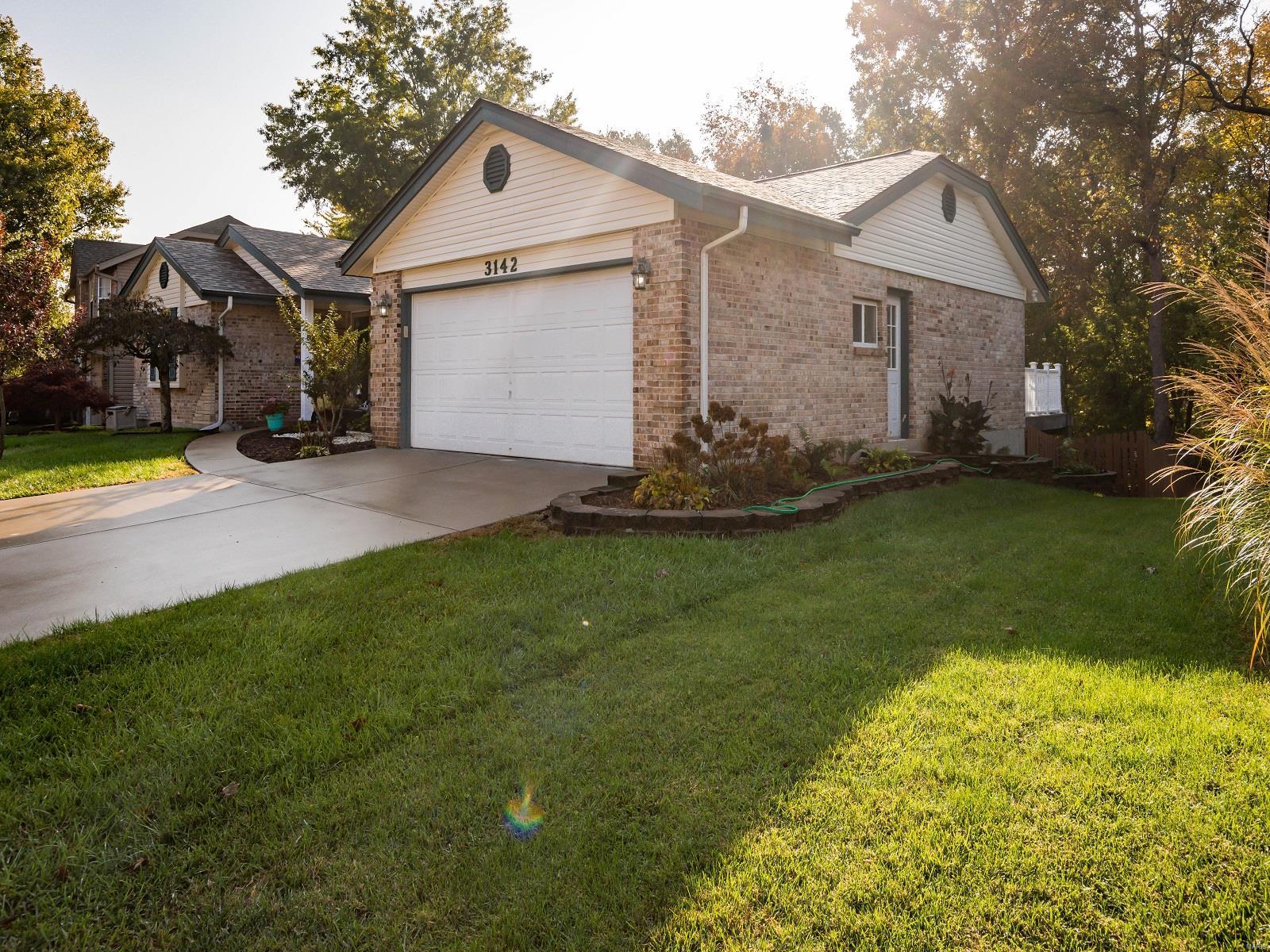 3142 Olde Post Road St. Louis, MO 63129 - Photo 4 of 38 Gallery Image 4