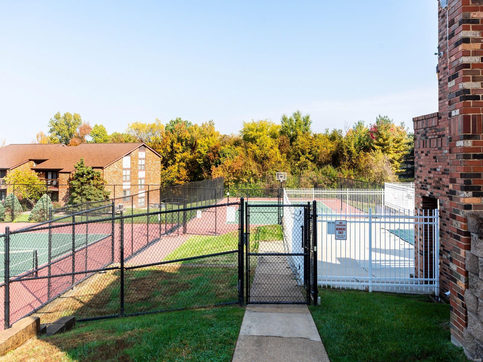 3142 Olde Post Road St. Louis, MO 63129 - Photo 36 of 38 Gallery Image 36