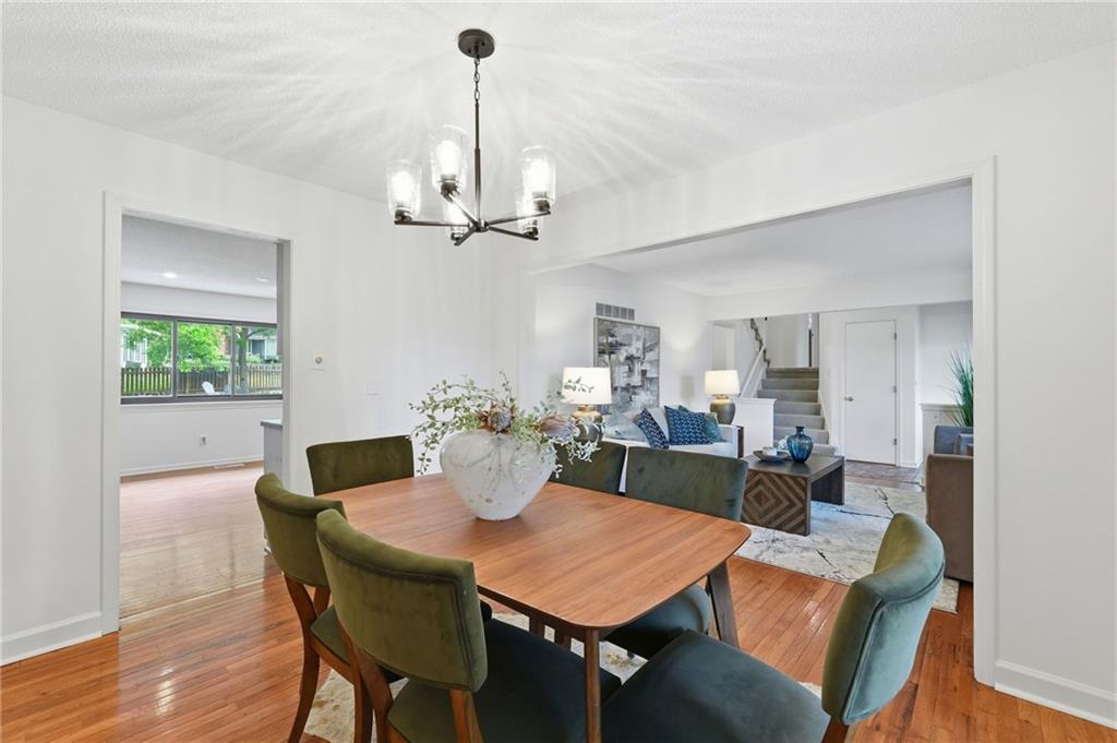 11809 Rosehill Road Overland Park, KS 66210 - Photo 10 of 38