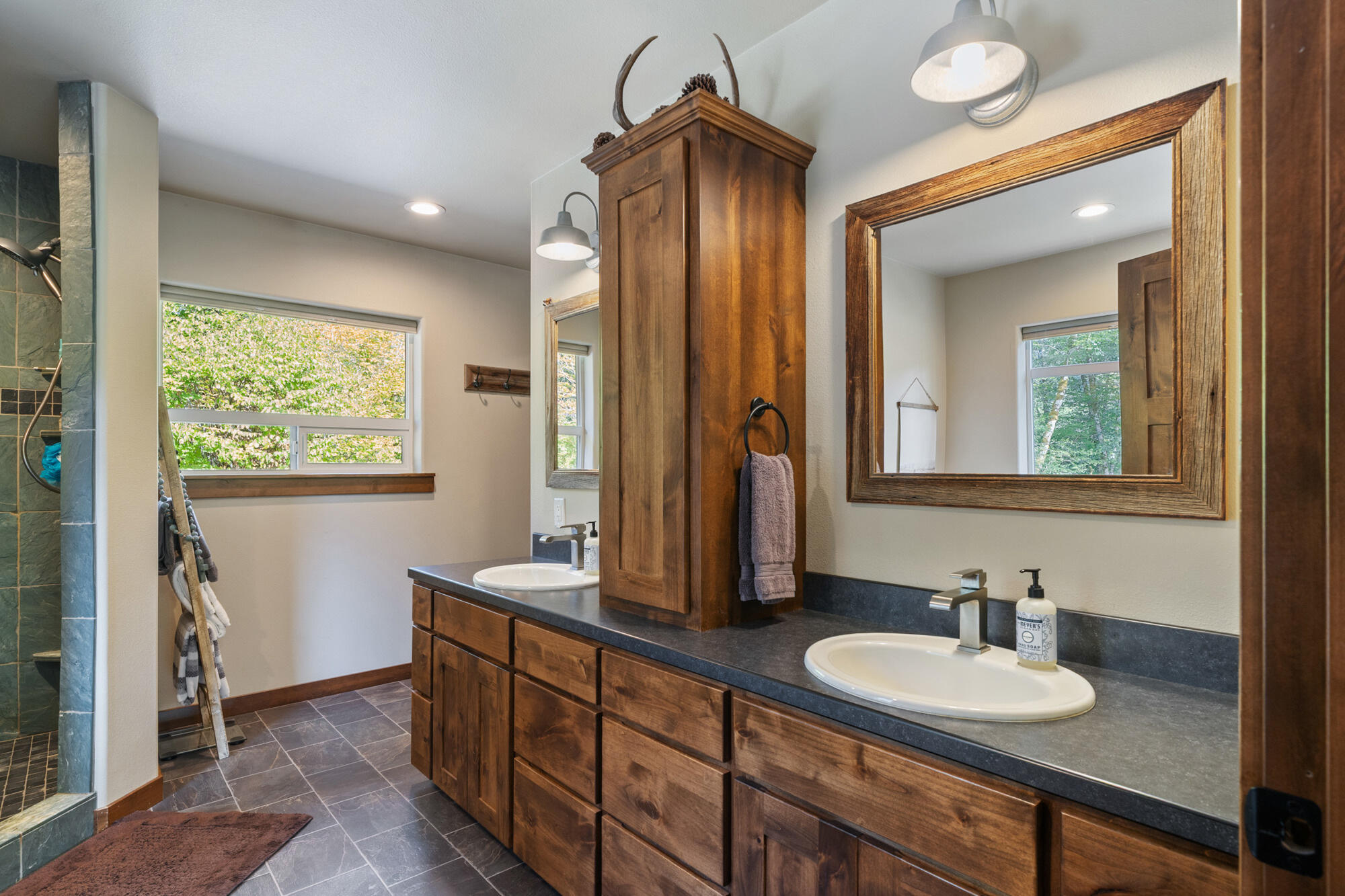 42520 Testament Creek Road Beaver, OR 97108 - Photo 21 of 62 28_dsc08158