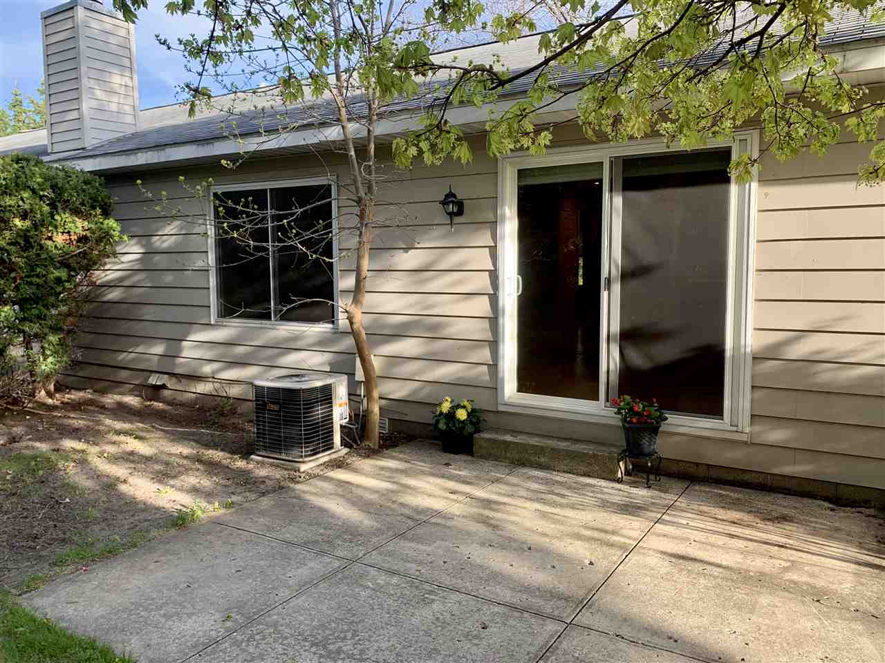 38 Mathison Road South Traverse City, MI 49686 - Photo 4 of 20 1861180-3.JPG