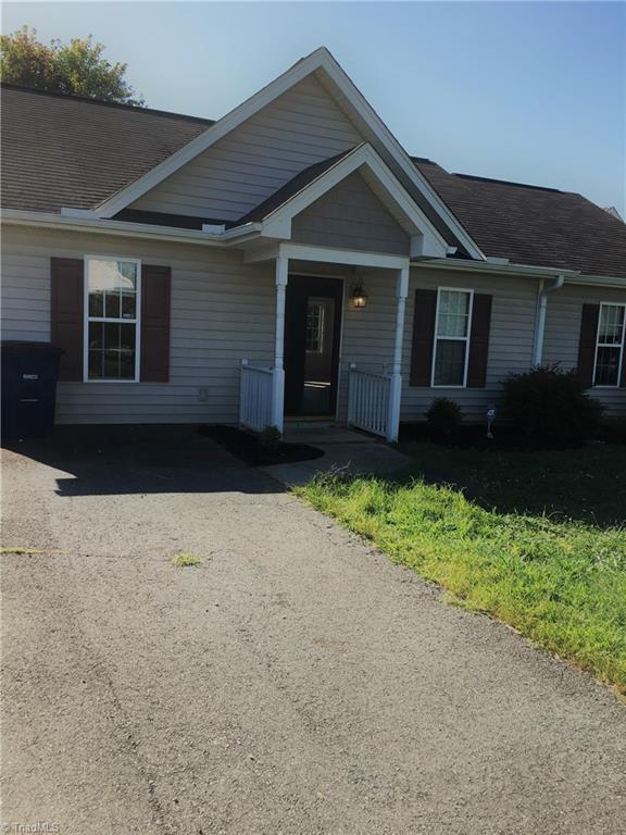 154 Martindale Road Winston-Salem, NC 27107 - Photo 1 of 13 Gallery Image 1