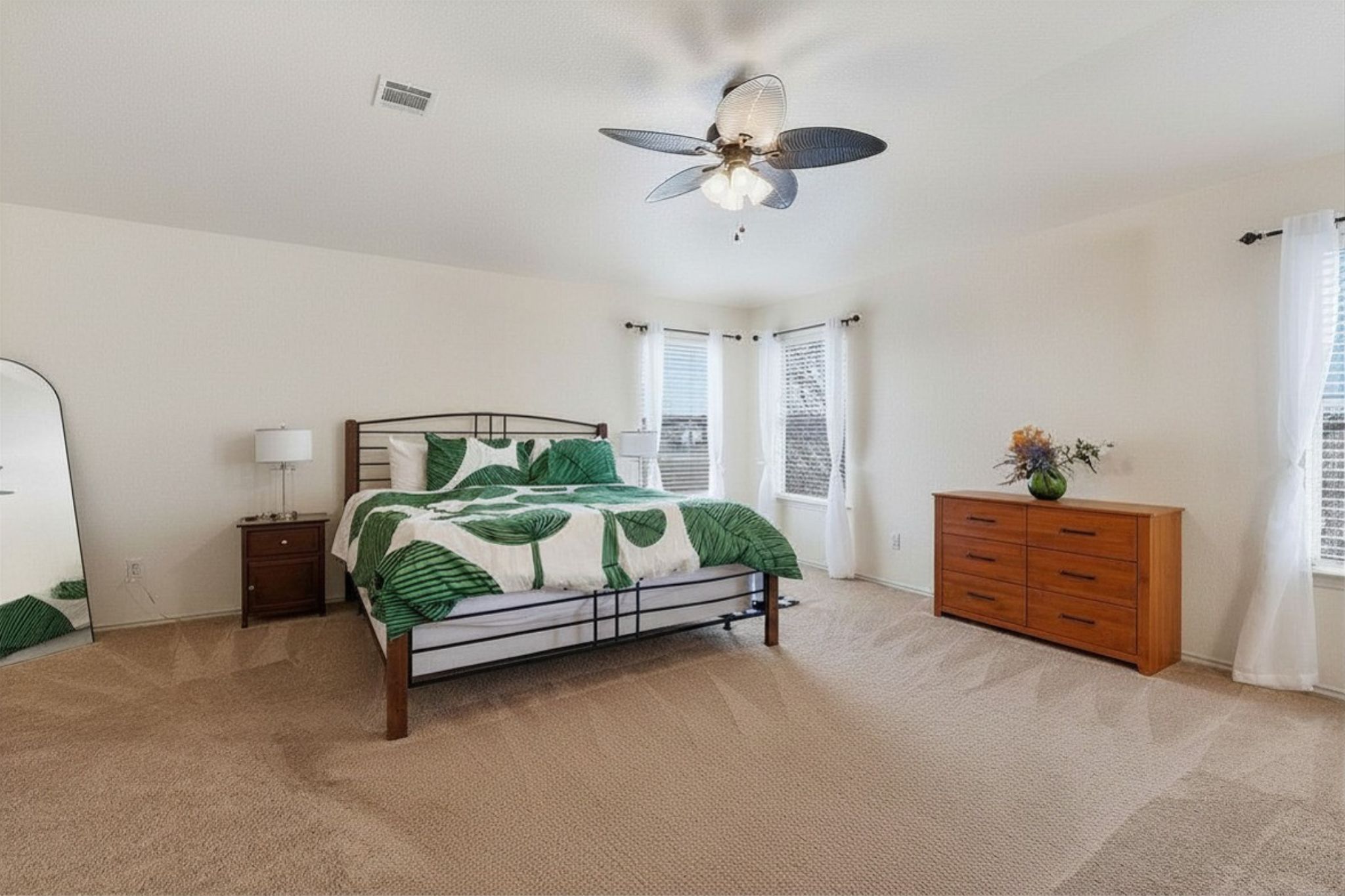 1424 Marsh Harbour Drive Round Rock, TX 78664 - Photo 8 of 23 Primary Bedroom