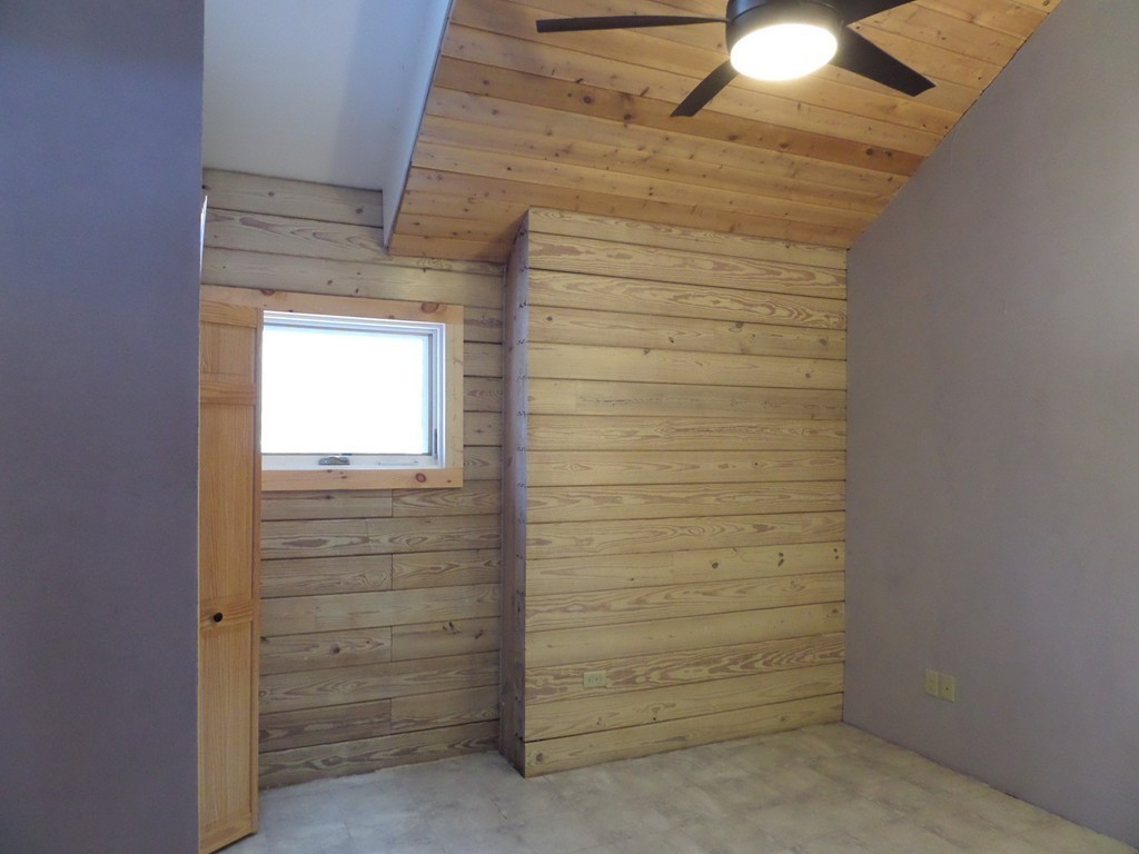 185 Sugar Hill Road Chesterfield, MA 01096 - Photo 16 of 28 Gallery Image 16