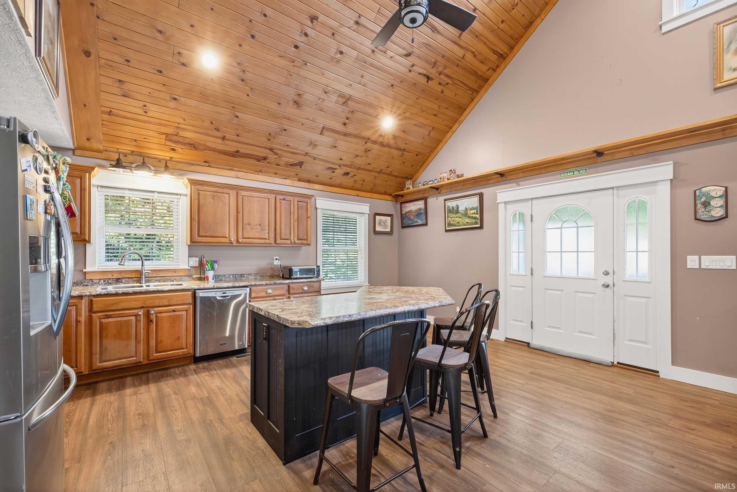 7270 Leatherwood Road Bedford, IN 47421 - Photo 10 of 36