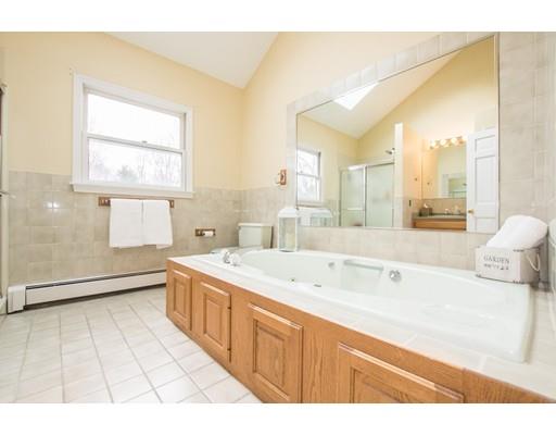 8 Copperwood Road Medfield, MA 02052 - Photo 18 of 28 Gallery Image 18