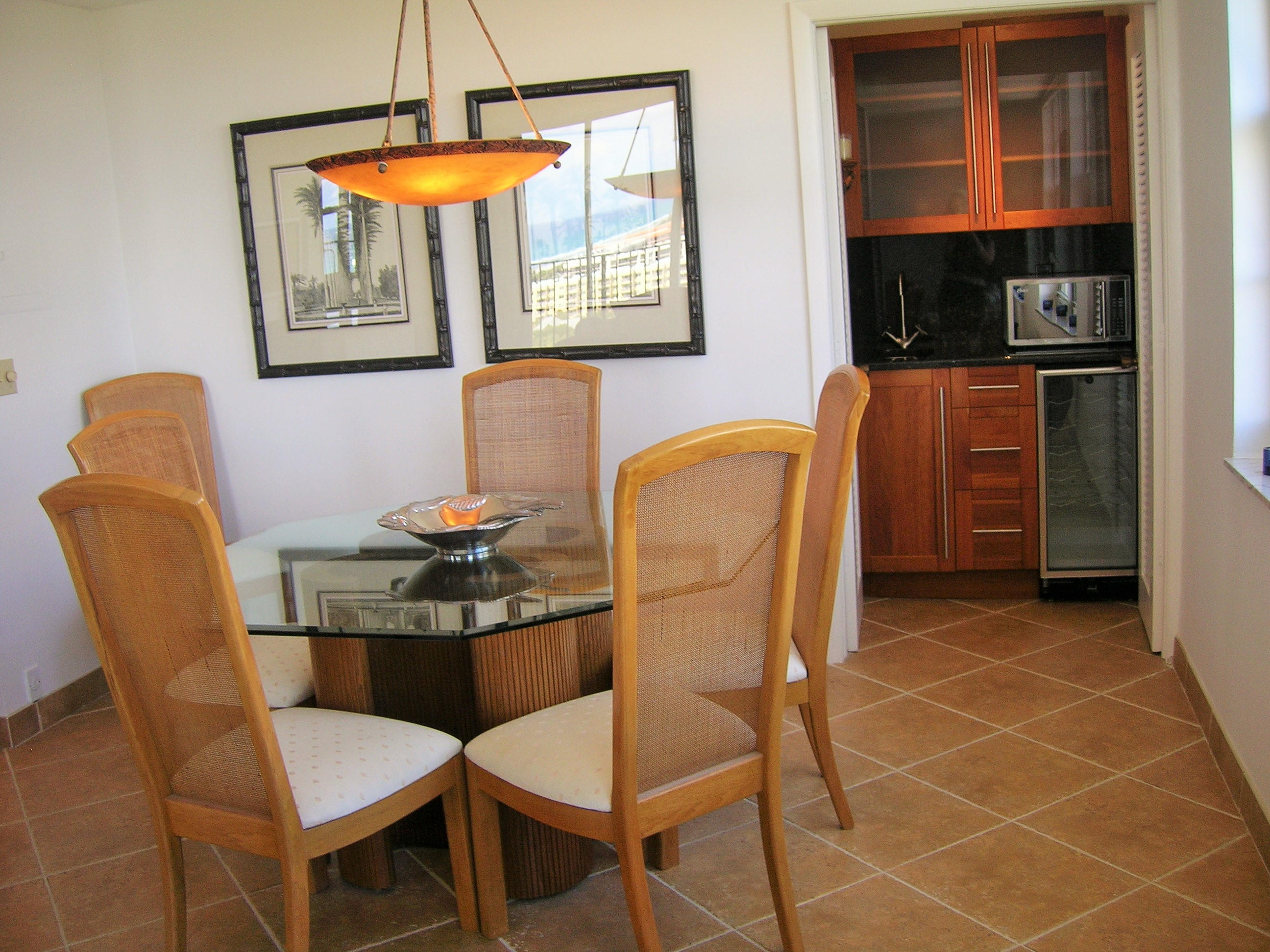 2121 North Ocean Boulevard, Unit 1602E Boca Raton, FL 33431 - Photo 19 of 64 DINING AREA - WET BAR - WINE COOLER