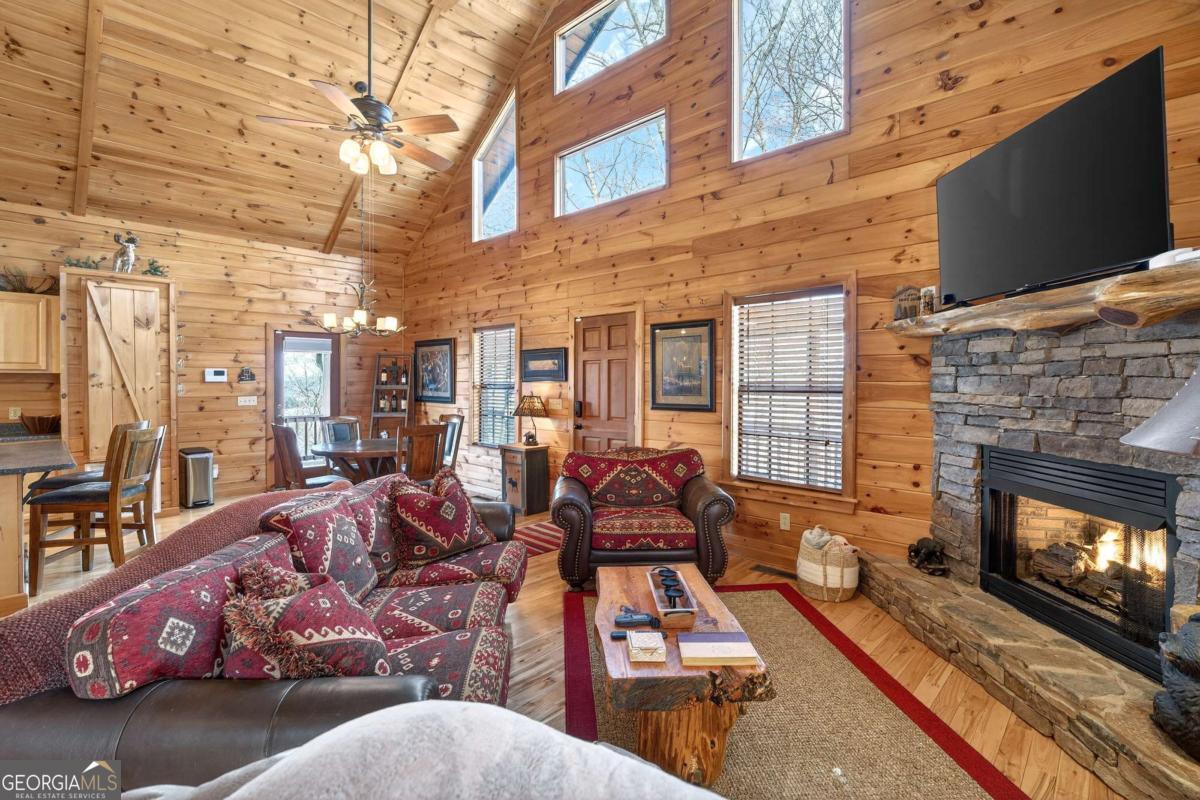 225 Eagles Nest Lane Blue Ridge, GA 30513 - Photo 5 of 45