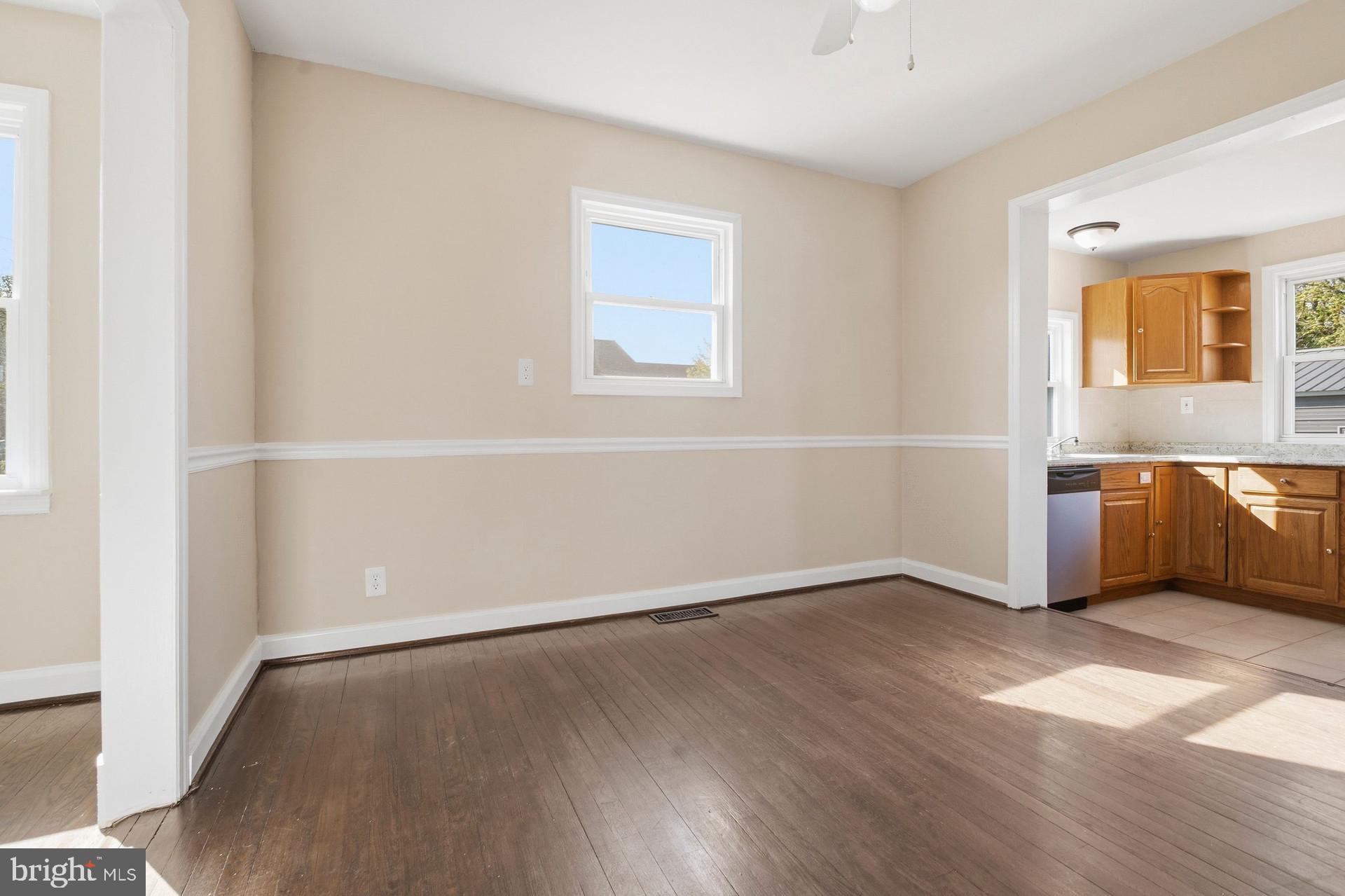 8444 Garden Road Pasadena, MD 21122 - Photo 6 of 28 DINING ROOM