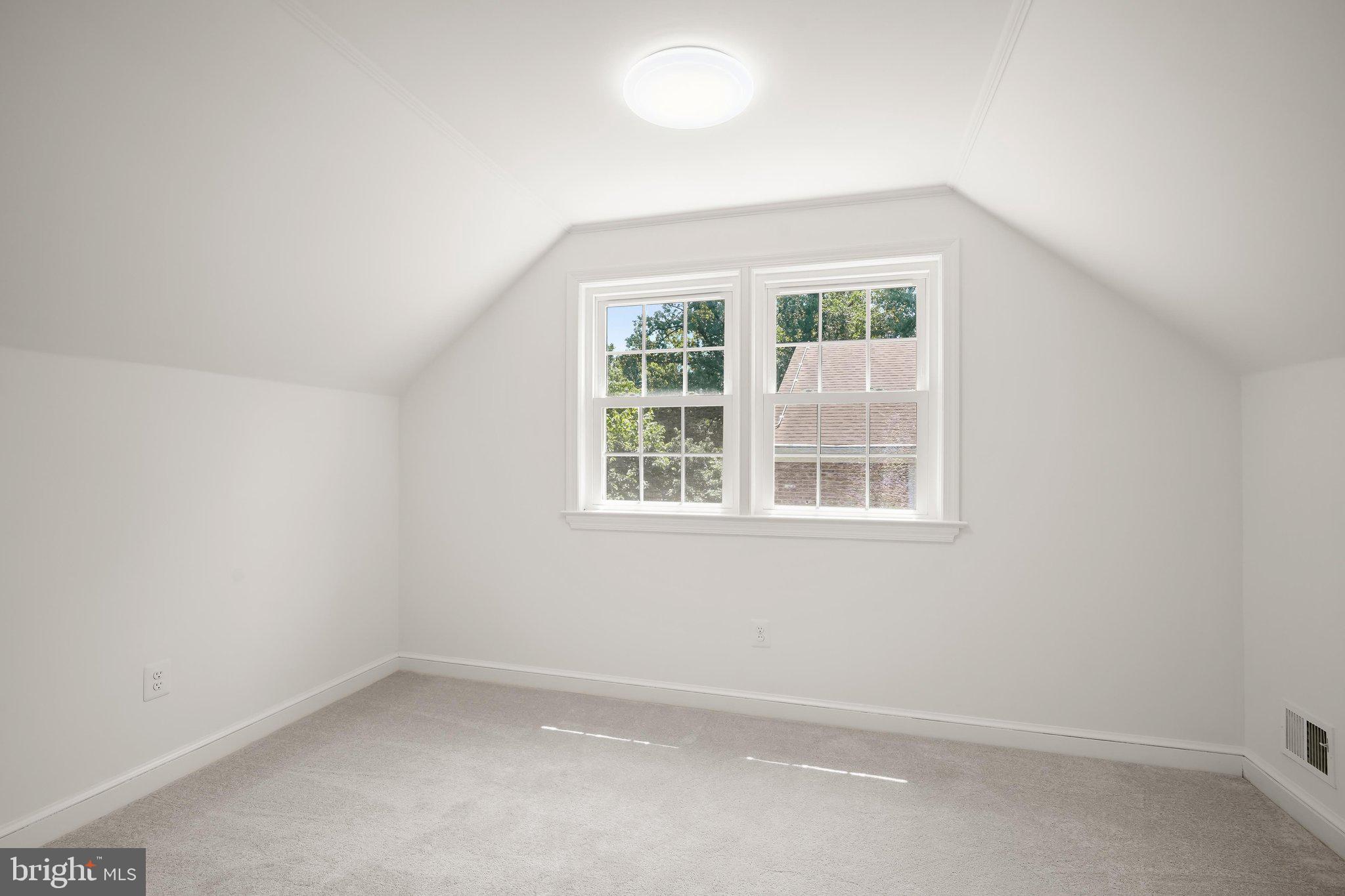 7109 Radnor Road Bethesda, MD 20817 - Photo 30 of 51 7109 Radnor Rd 038