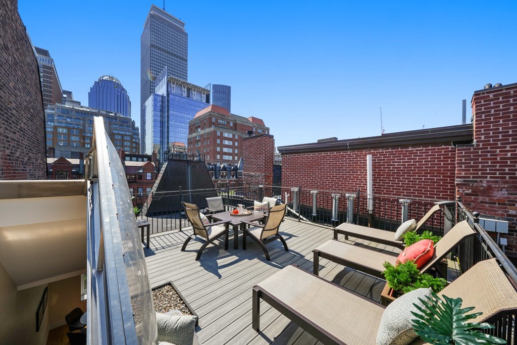 249 Newbury Street, Unit R2 Boston, MA 02116 - Photo 24 of 33