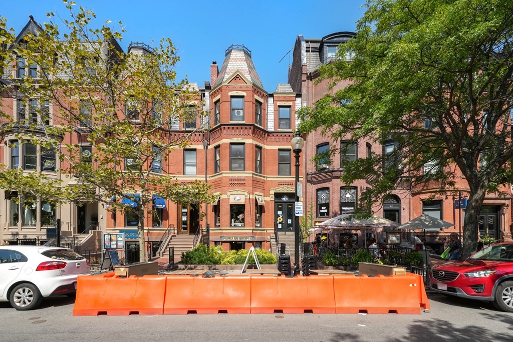 249 Newbury Street, Unit R2 Boston, MA 02116 - Photo 32 of 33