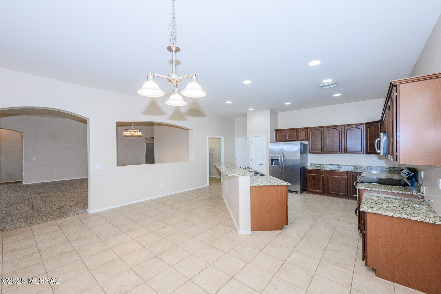 7805 East Treetop Road Tucson, AZ 85756 - Photo 7 of 43