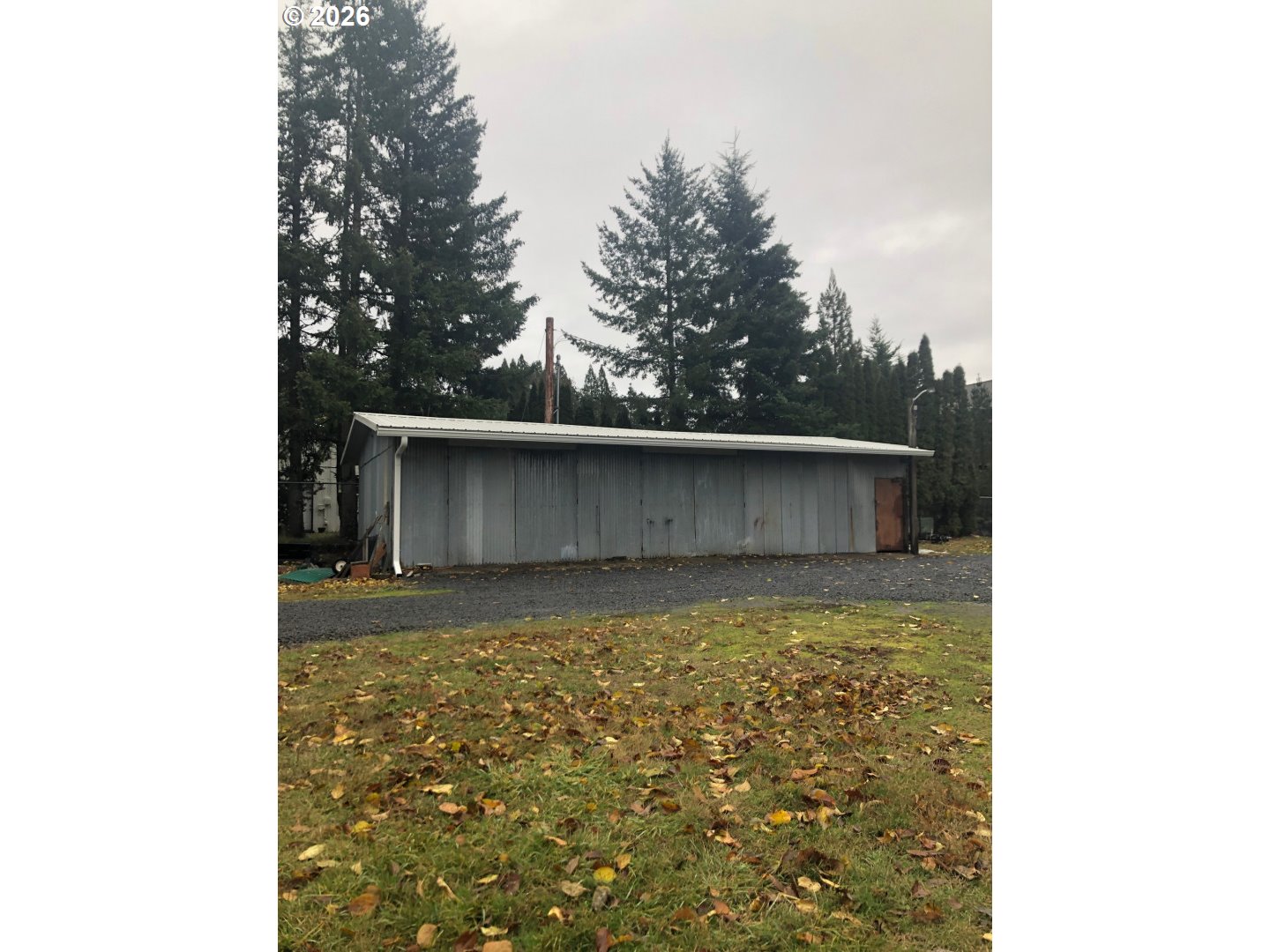 1441 West Main Street Molalla, OR 97038 - Photo 19 of 24 a backyard of a house