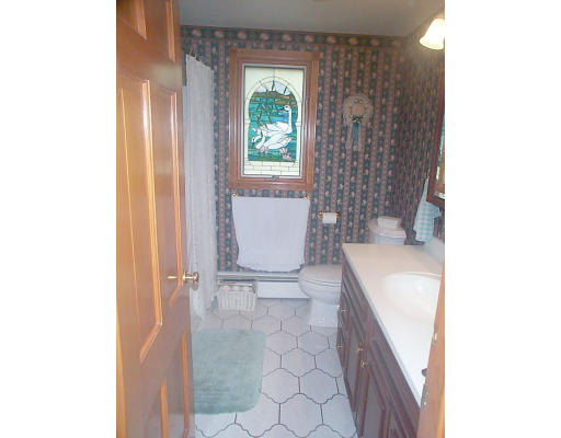 403 River Road Andover, MA 01810 - Photo 11 of 13