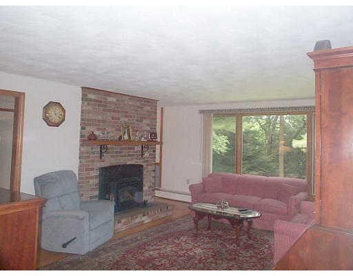 403 River Road Andover, MA 01810 - Photo 4 of 13