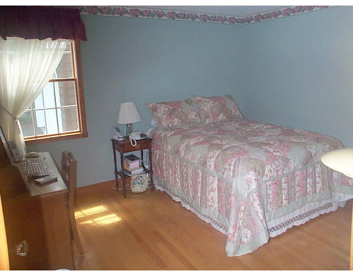 403 River Road Andover, MA 01810 - Photo 8 of 13