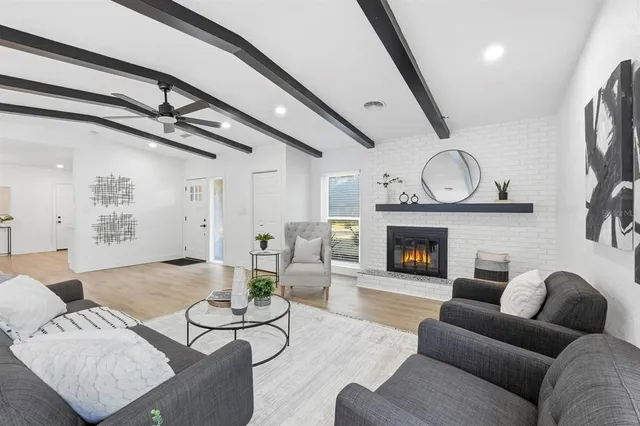 $589,900 | 1757 Bel-Keene Drive, Clearwater, FL 33756