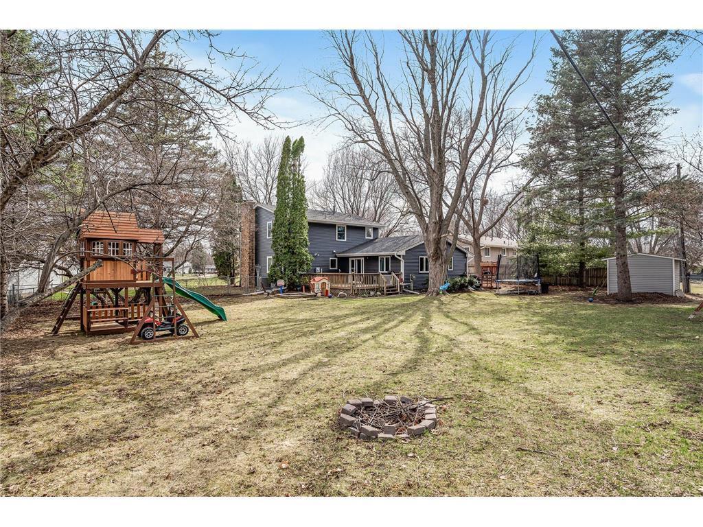 10425 Vessey Road Bloomington, MN 55437 - Photo 11 of 12