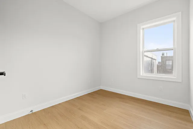 $1,350,000 | 192 Cambridge Avenue, Unit 3, Jersey City, NJ 07307