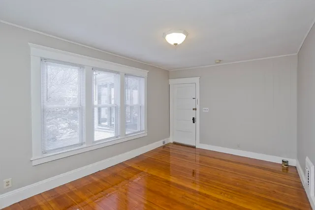 $330,000 | 809 Carew Street, Springfield, MA 01104