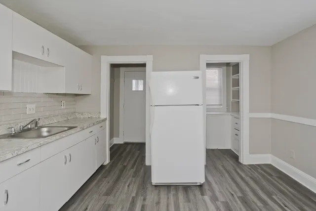 $330,000 | 809 Carew Street, Springfield, MA 01104