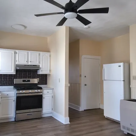 $1,475 | 98 County Street, Unit B2N, Fall River, MA 02723